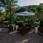 Etna House فندق مبيت وإفطار 3*