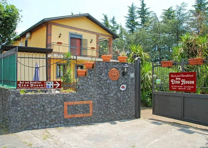 Alojamento de Acomodação e Pequeno-almoço Etna House Nicolosi