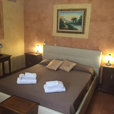 Alojamento de Acomodação e Pequeno-almoço Etna House 3*