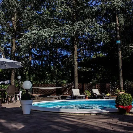 Etna House 3*